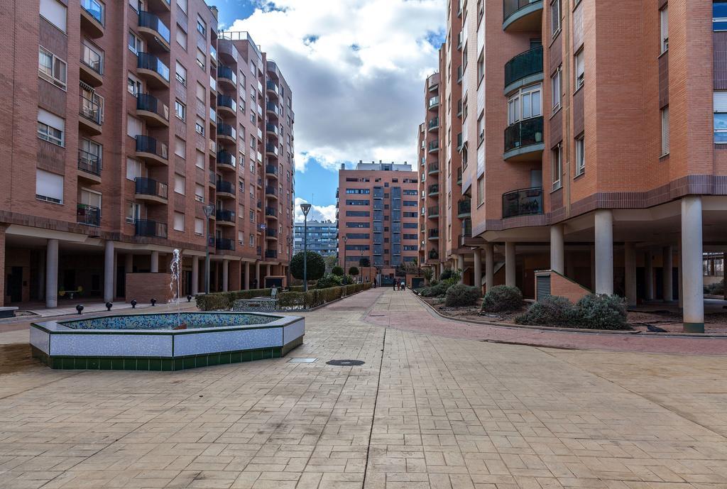 Valencia Flat Rental Swim And Paddle ห้อง รูปภาพ