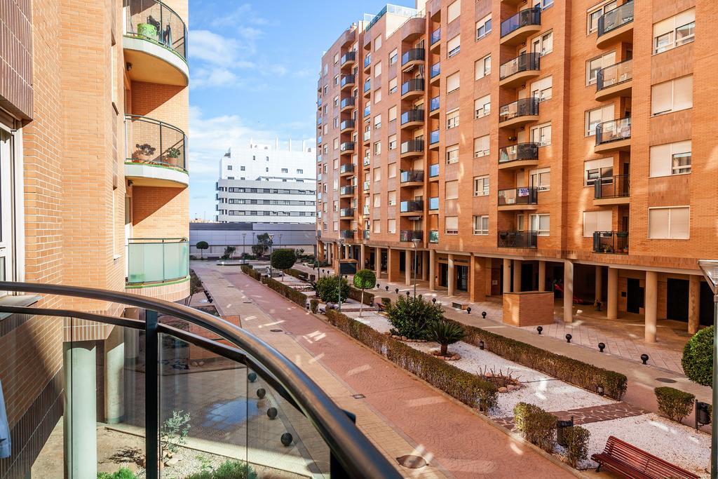 Valencia Flat Rental Swim And Paddle ห้อง รูปภาพ